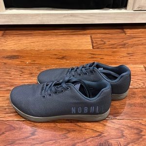 Navy NOBULL trainers. Mens 10.5